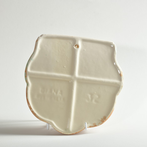 Back of wall pocket