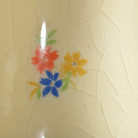 Floral decoration and crazing