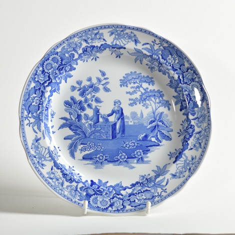 Spode Girl at Well