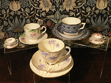 Cups & Saucers