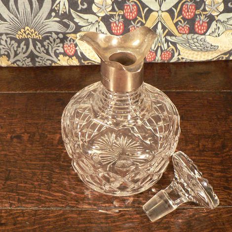 Decanter with lid off